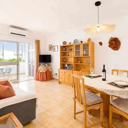 Algarve Light & Poolside Living *