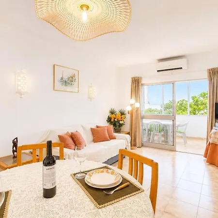 Algarve Light & Poolside Living شقة
