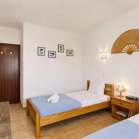 Algarve Light & Poolside Living * كوارتيرا